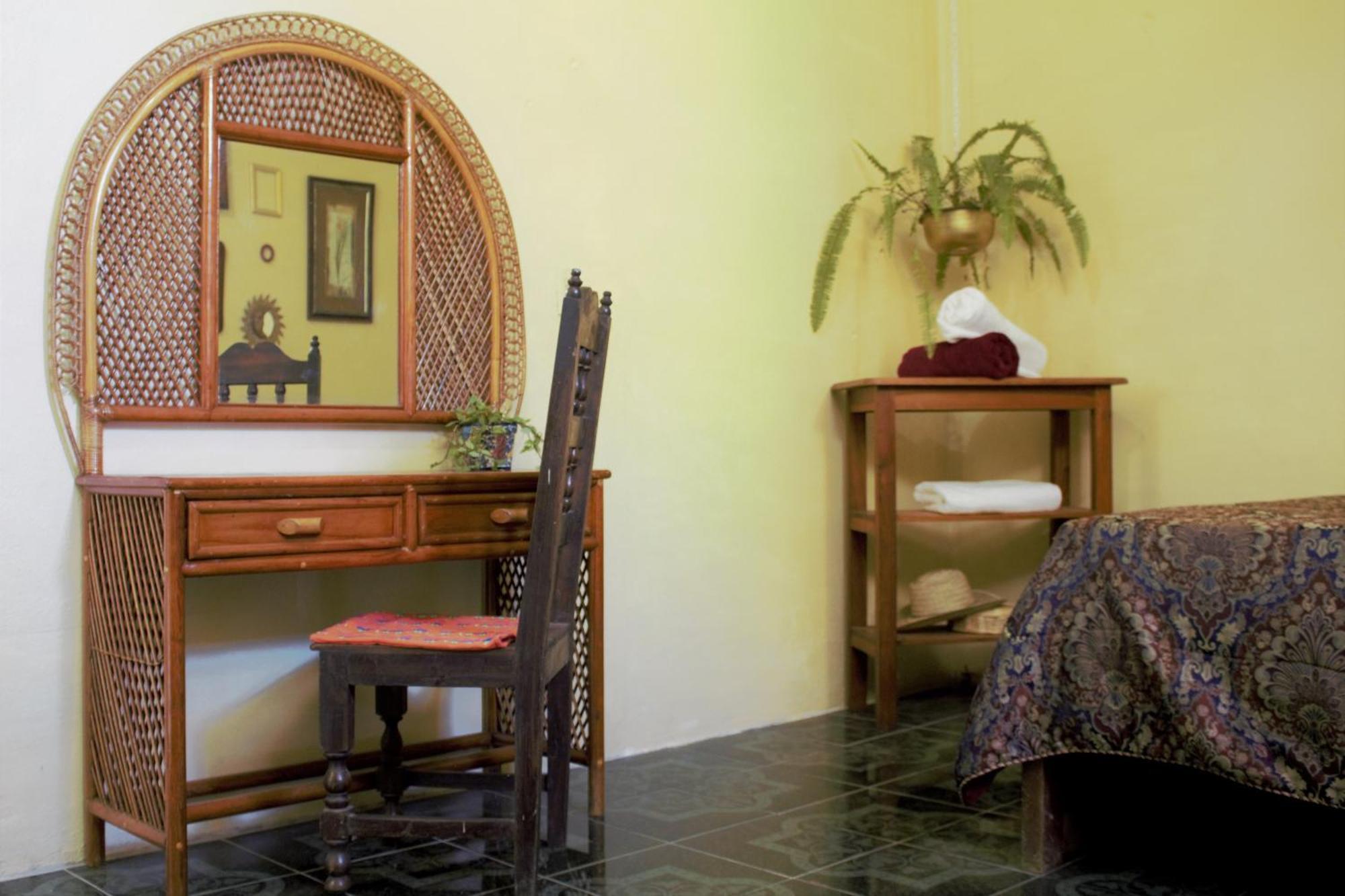 ホテル Casa Santaella プエルト・エスコンディード 部屋 写真